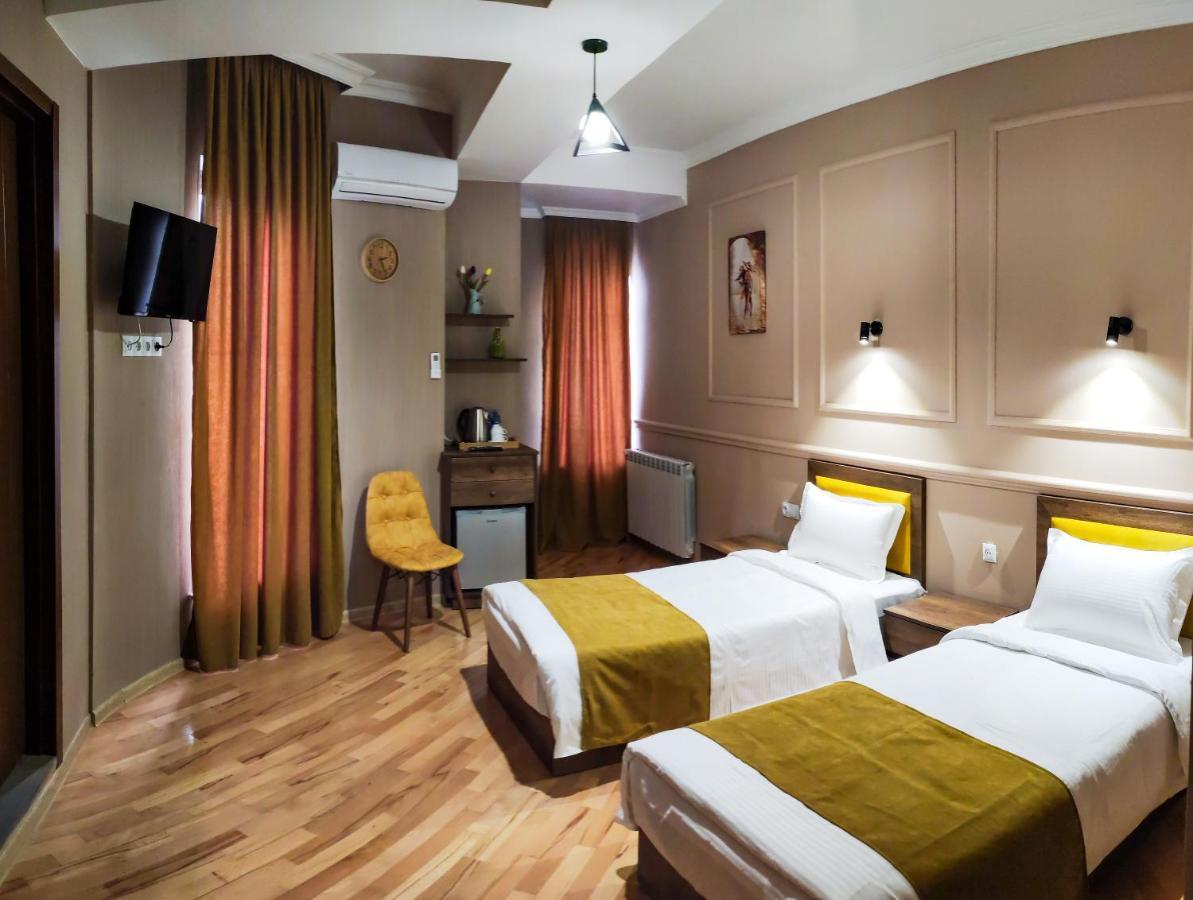 Legend Hotel Tiflis Exterior foto