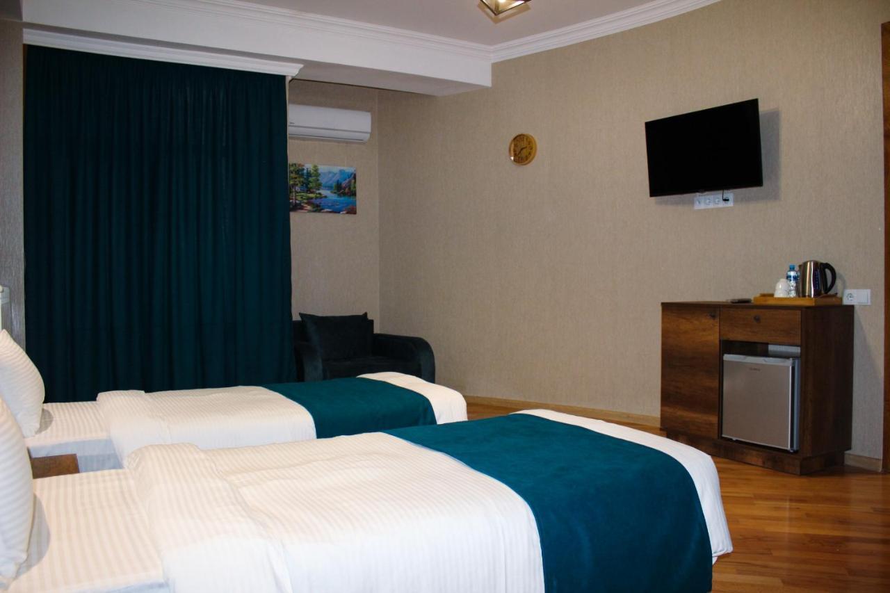 Legend Hotel Tiflis Exterior foto